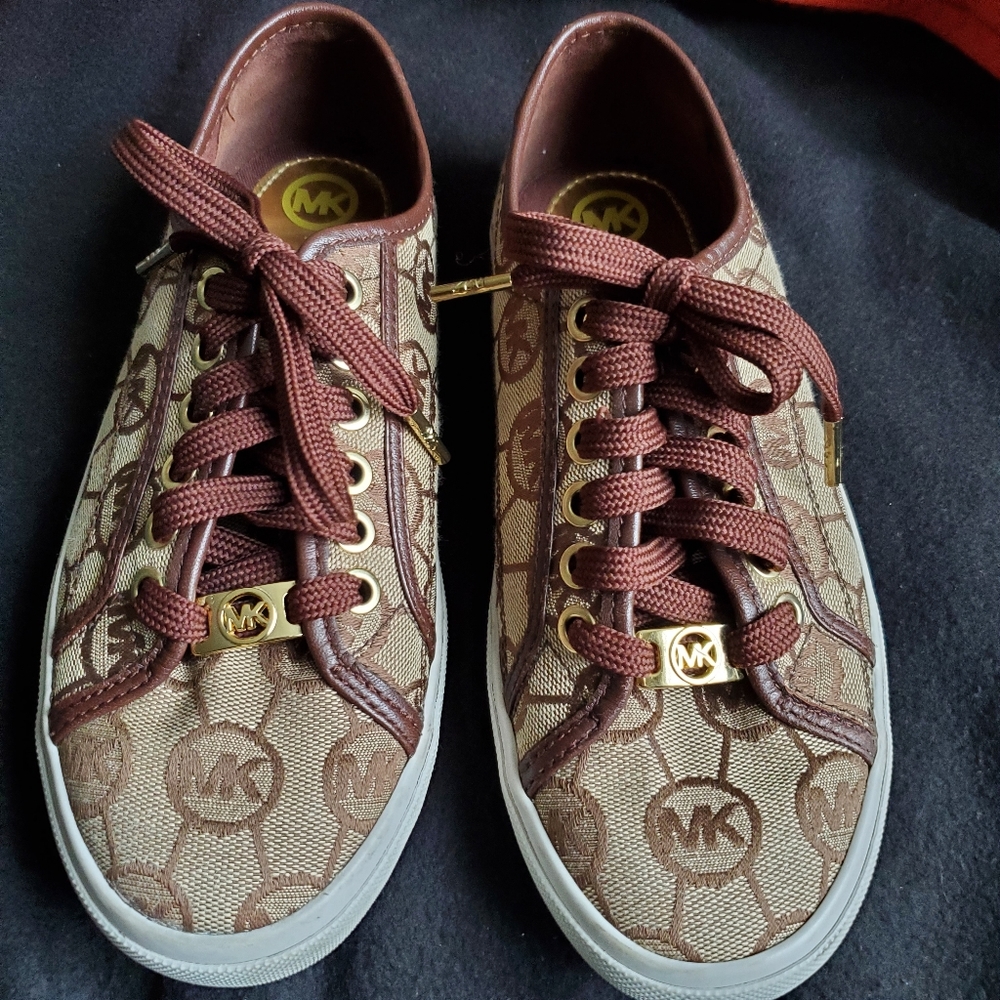 michael kors canvas shoes